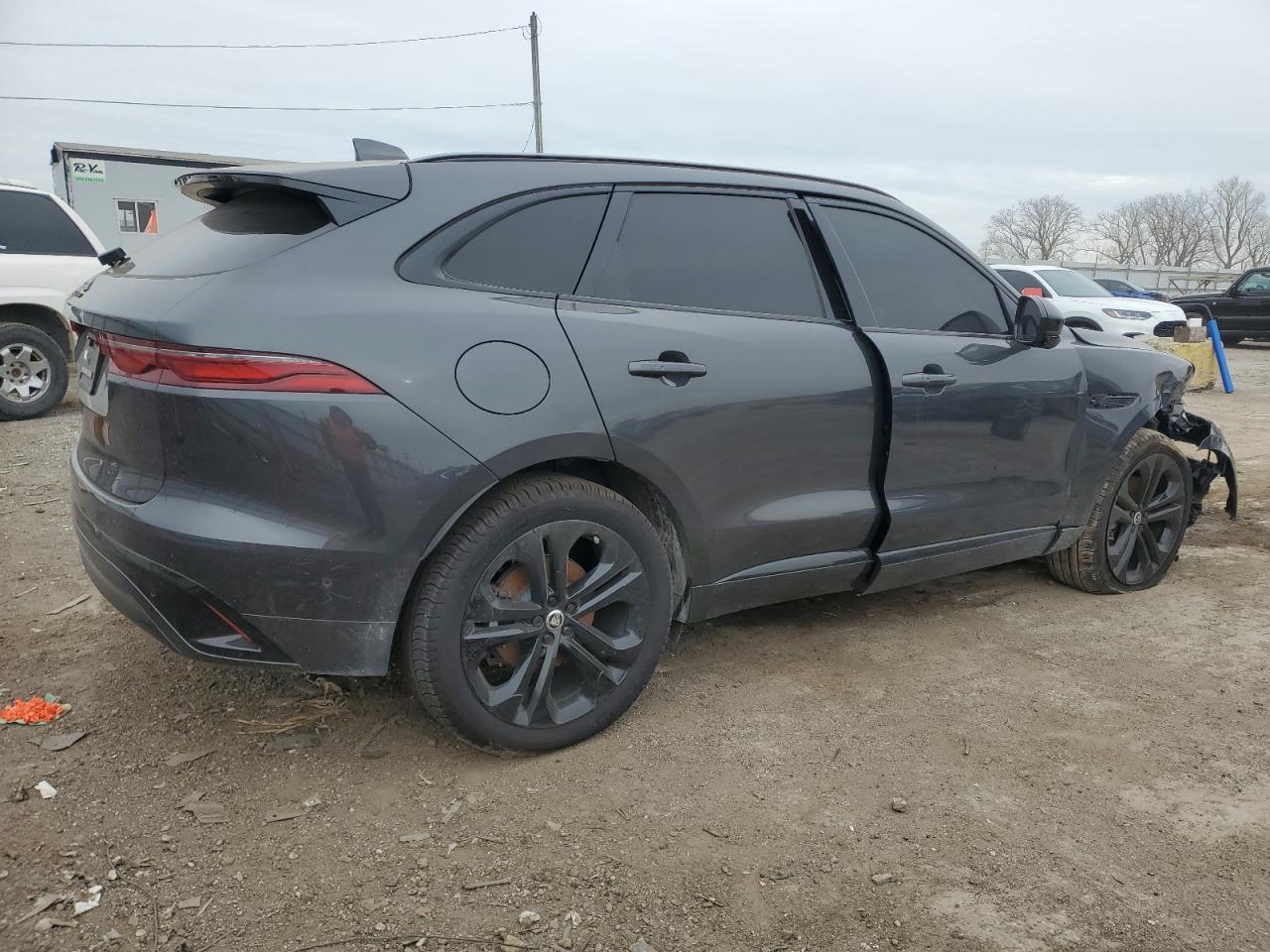 2024 Jaguar F-Pace VIN SADCT2EX1RA727701 Copart auction photo, front end / minor dent/scratches damage thumbnail 3