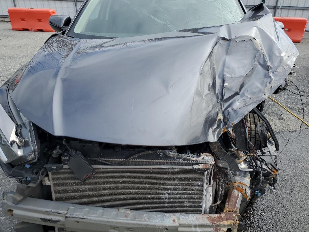 2020 Honda HR-V VIN 3CZRU6H57LM711141 Copart auction photo, front end / side damage thumbnail 11