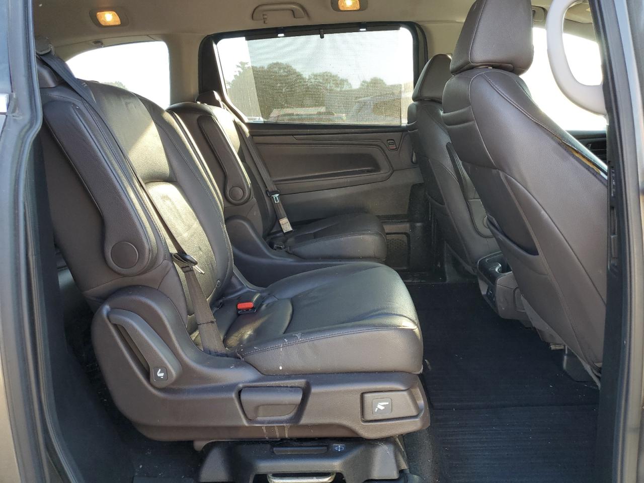 2019 Honda Odyssey VIN 5FNRL6H7XKB011742 Copart auction photo, side / rear end damage thumbnail 11