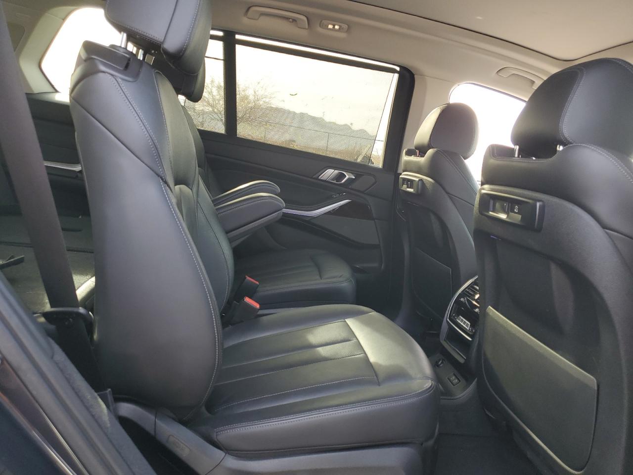 2020 BMW X7 VIN 5UXCW2C0XL9B35667 Copart auction photo, all over damage thumbnail 11