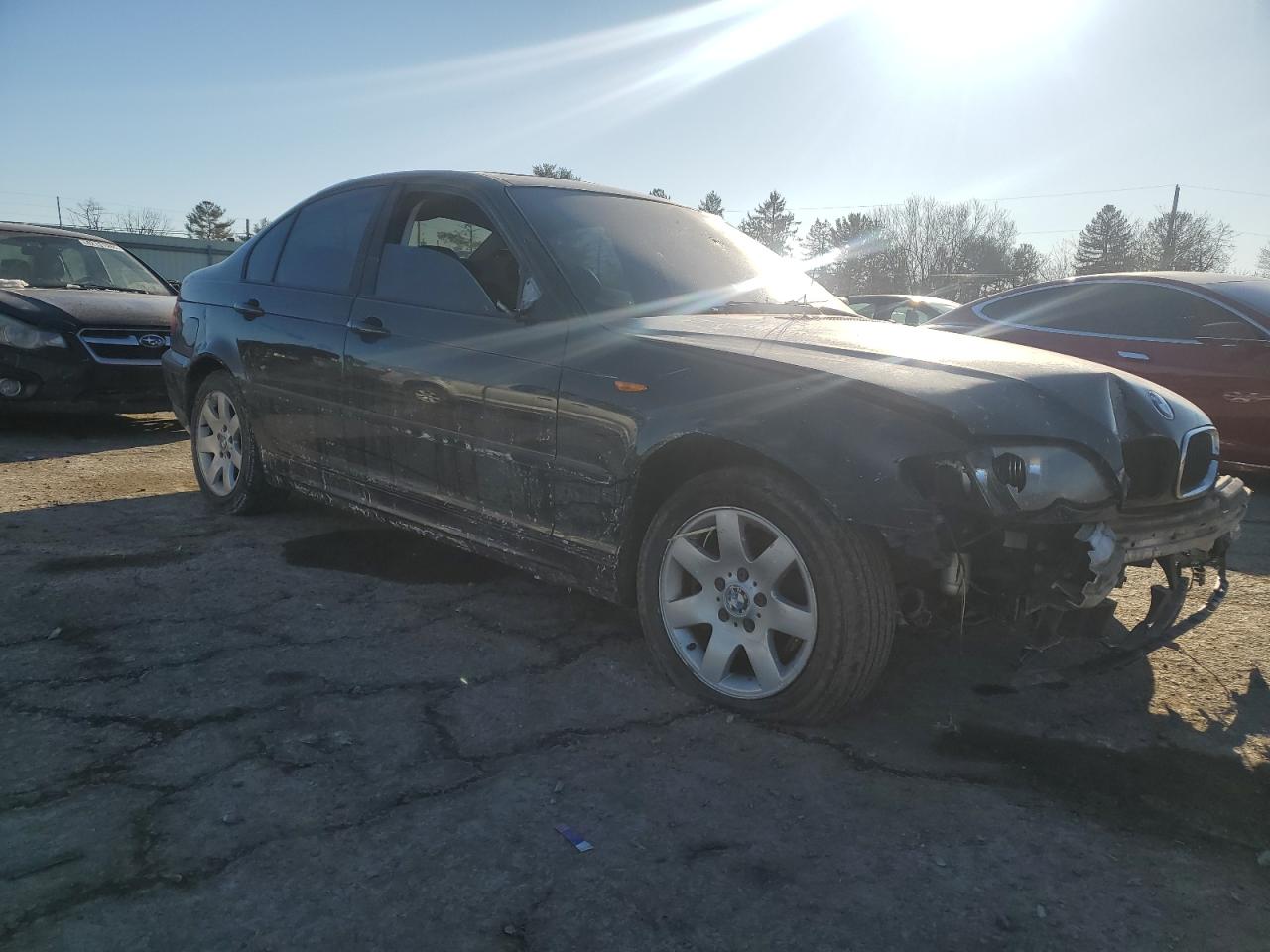 2003 BMW 3er VIN WBAEU33403PF60428 Copart auction photo, front end / rear end damage thumbnail 4