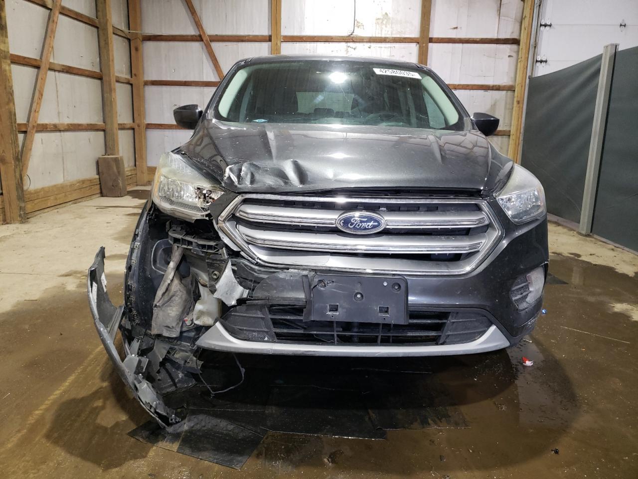 2017 Ford Escape VIN 1FMCU9GD3HUE24531 Copart auction photo, front end damage thumbnail 5