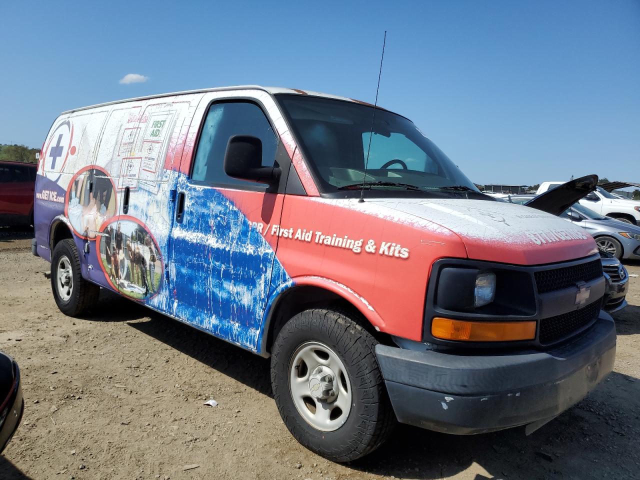 2007 Chevrolet Express VIN 1GCFG15X471116873 Copart auction photo, vandalism damage thumbnail 4