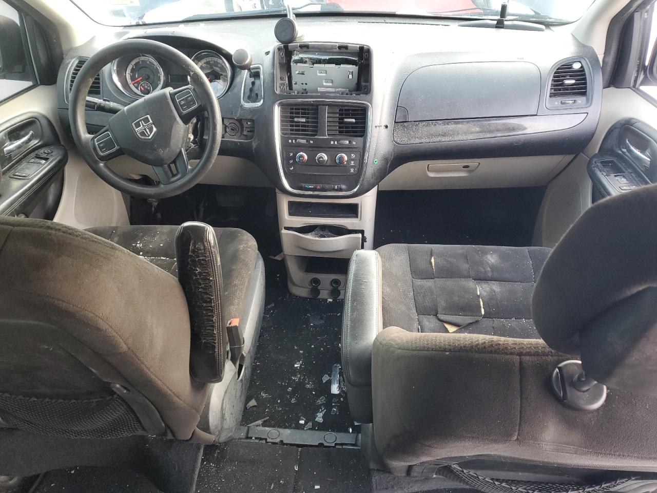 2016 Dodge Caravan VIN 2C4RDGBG3GR356506 Copart auction photo, vandalism damage thumbnail 8