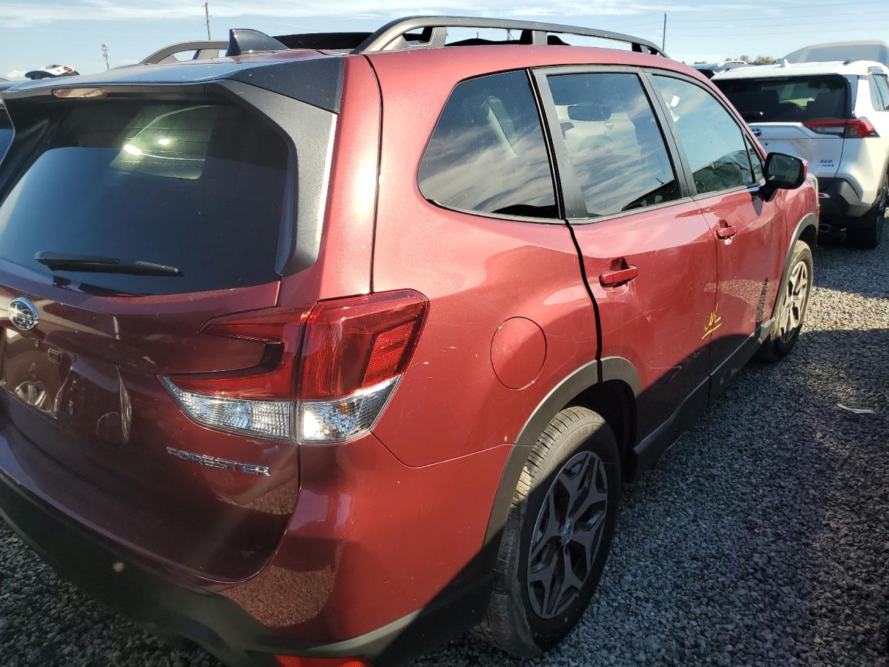 2024 Subaru Forester VIN JF2SKACC6RH453909 Copart auction photo, water/flood / minor dent/scratches damage thumbnail 3