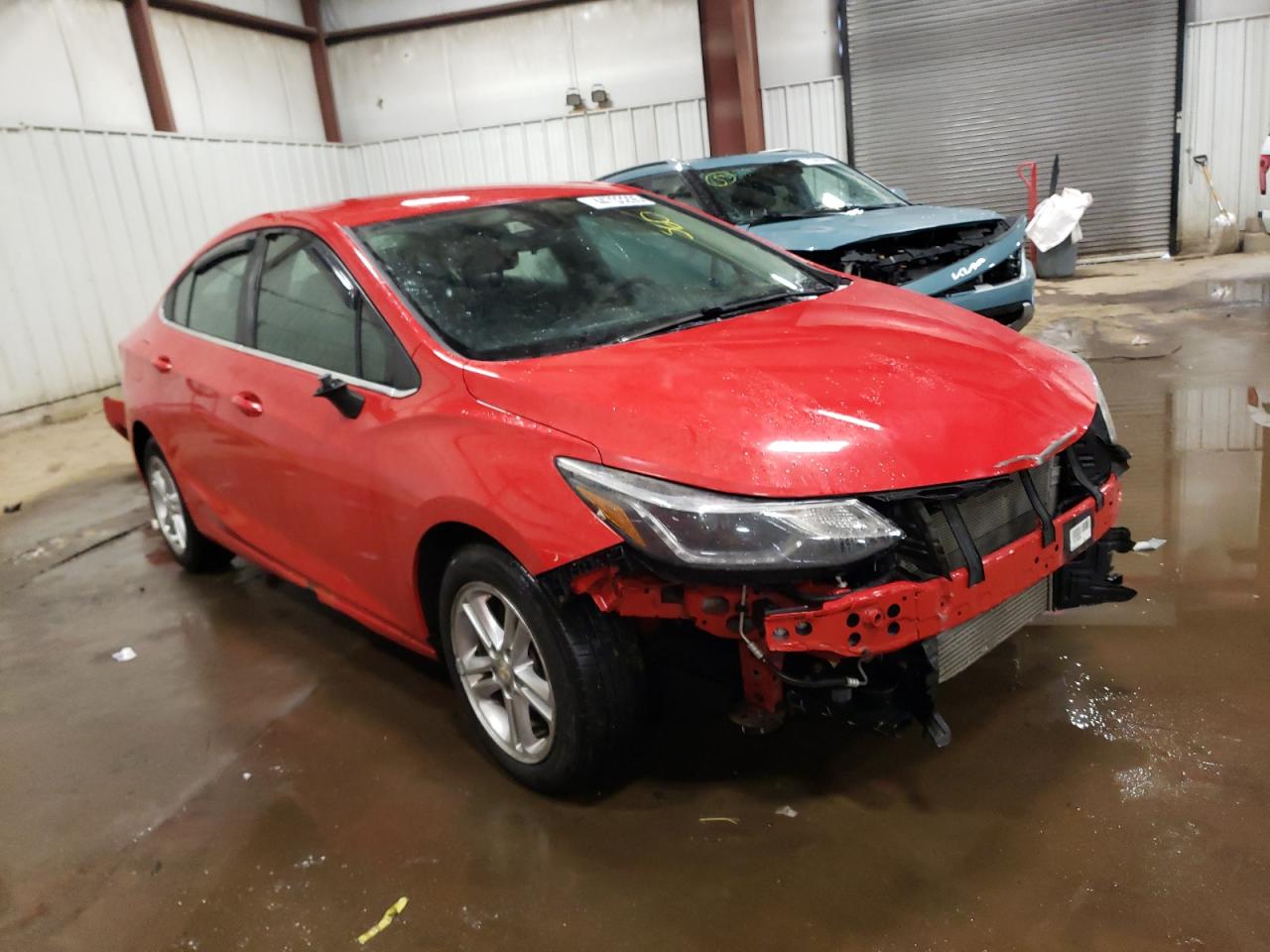 2018 Chevrolet Cruze VIN 1G1BE5SM1J7136212 Copart auction photo, front end / side damage thumbnail 4