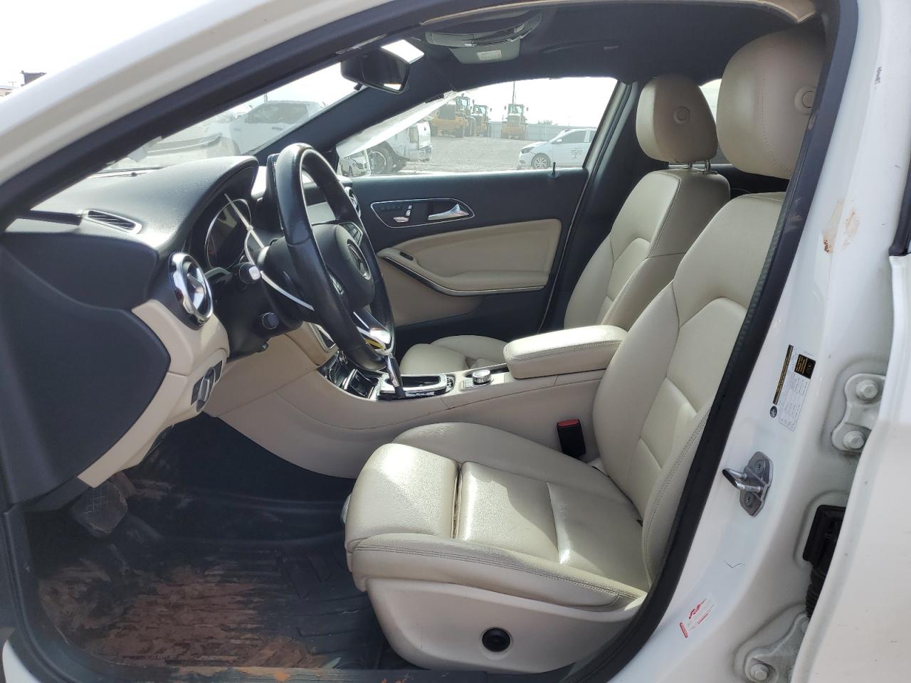 2018 Mercedes-Benz GLA-klasse VIN WDCTG4EB6JJ468136 Copart auction photo, undercarriage / minor dent/scratches damage thumbnail 7