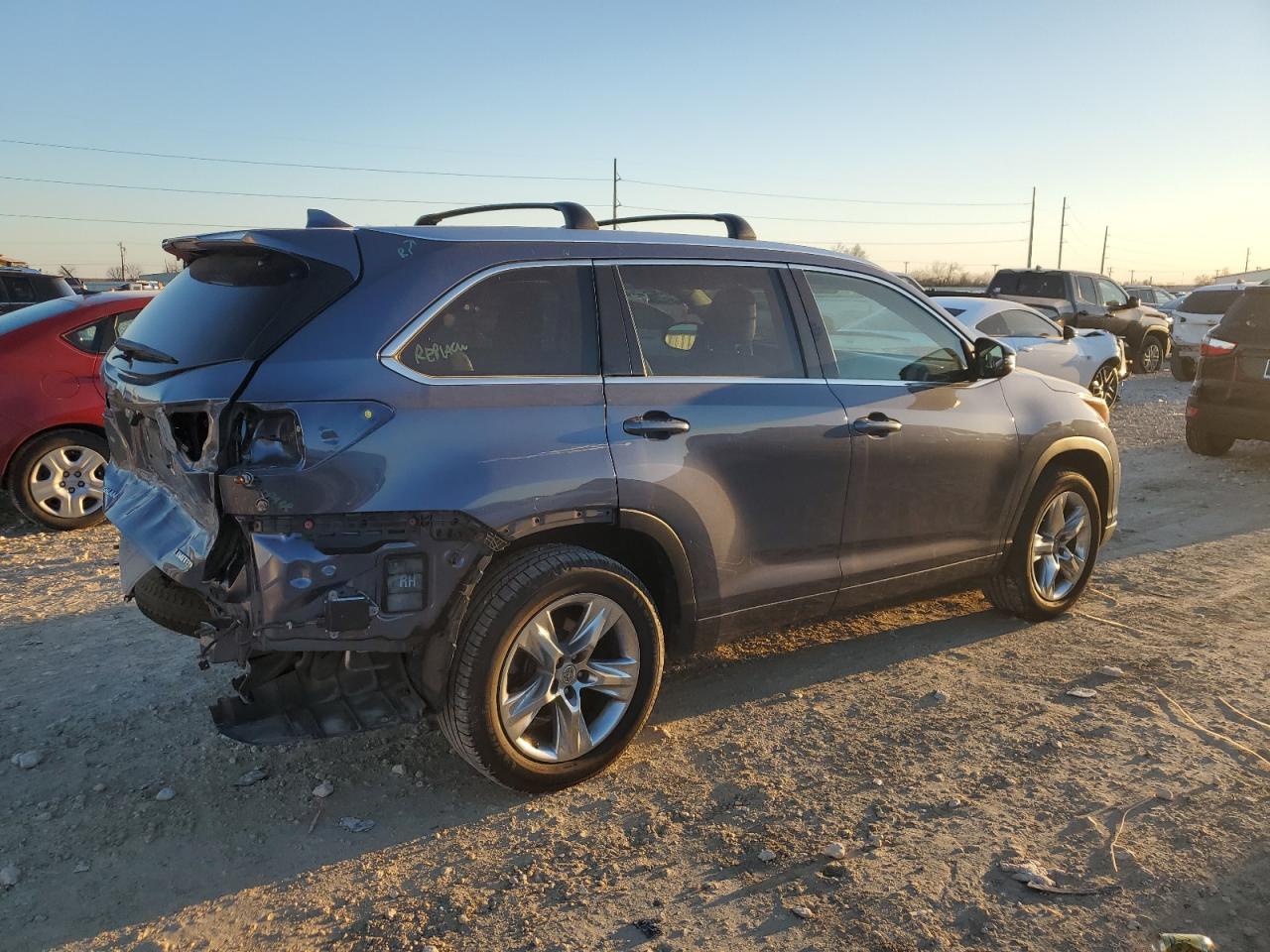 2015 Toyota Highlander VIN 5TDYKRFH0FS060297 Copart auction photo, rear end damage thumbnail 3