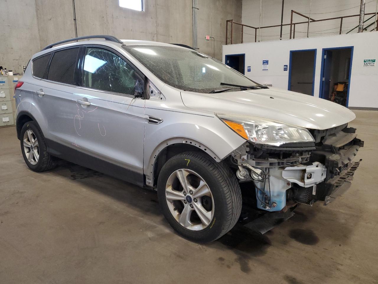 2016 Ford Escape VIN 1FMCU9G9XGUA65401 Copart auction photo, front end damage thumbnail 4
