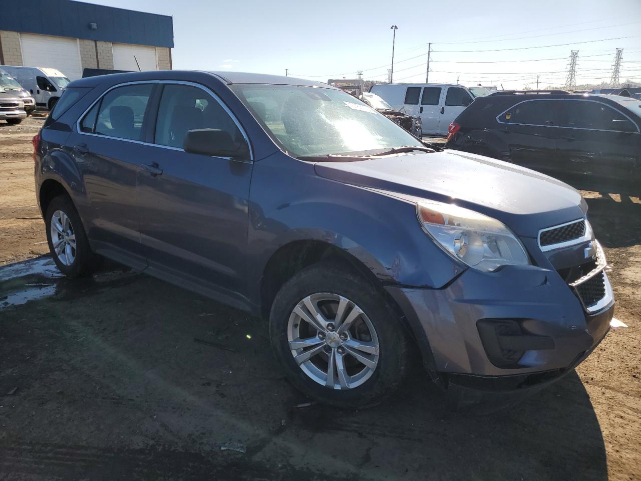 2013 Chevrolet Equinox VIN 2GNALBEK0D6305648 Copart auction photo, front end damage thumbnail 4