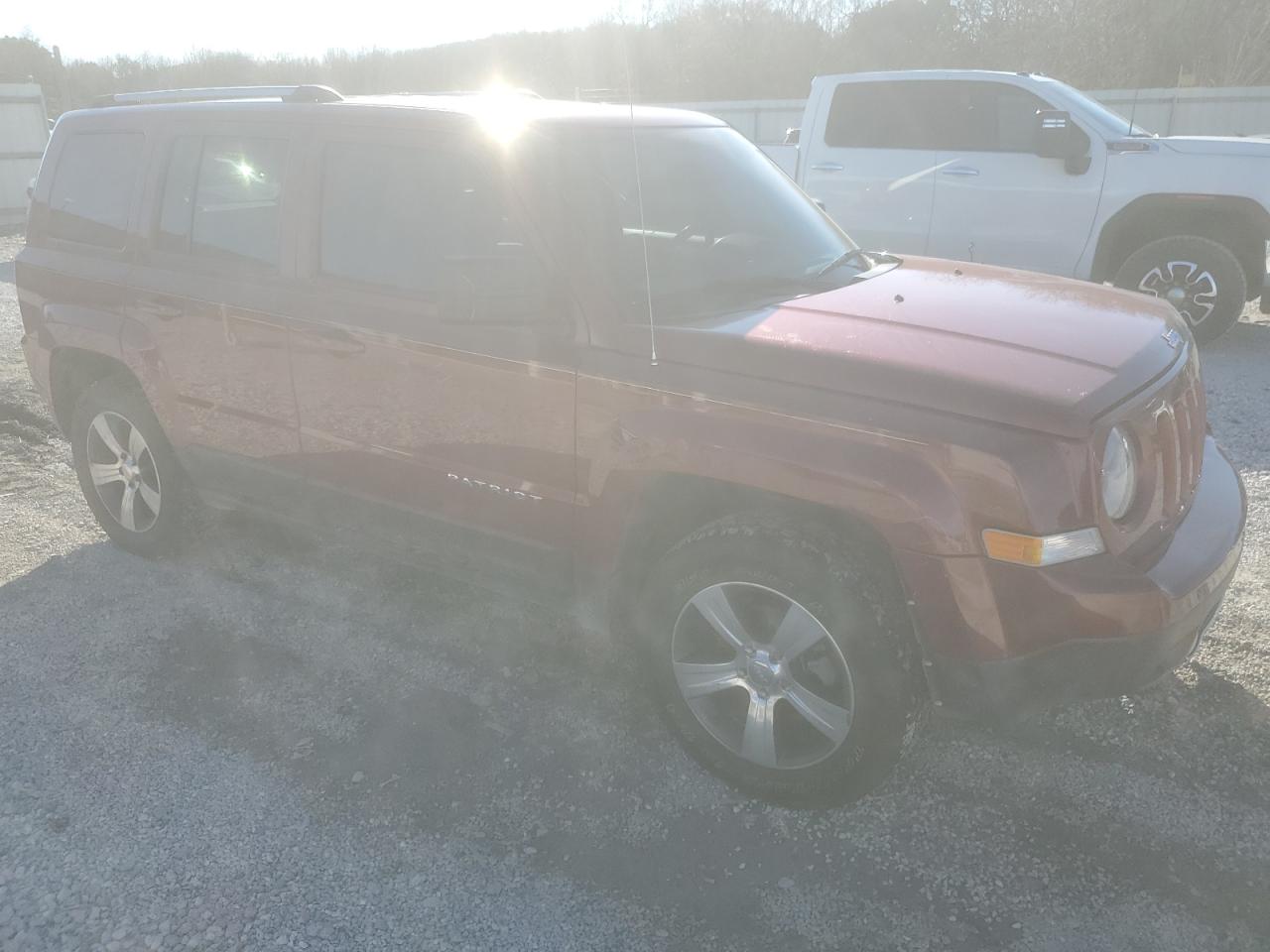 2016 Jeep Liberty (Patriot) VIN 1C4NJRFB8GD638810 Copart auction photo, front end damage thumbnail 4