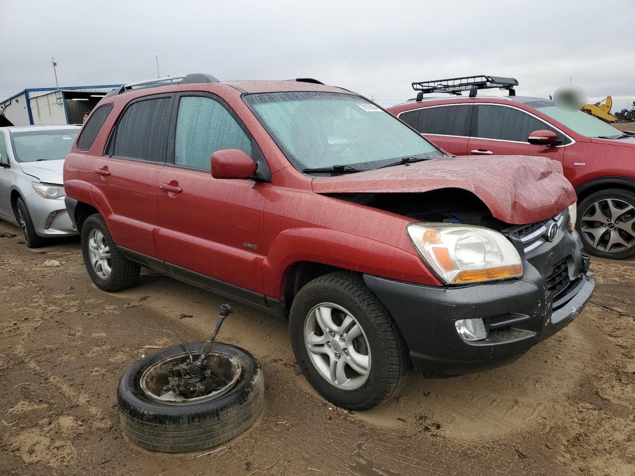 2006 KIA Sportage VIN KNDJE723967152705 Copart auction photo, all over damage thumbnail 4