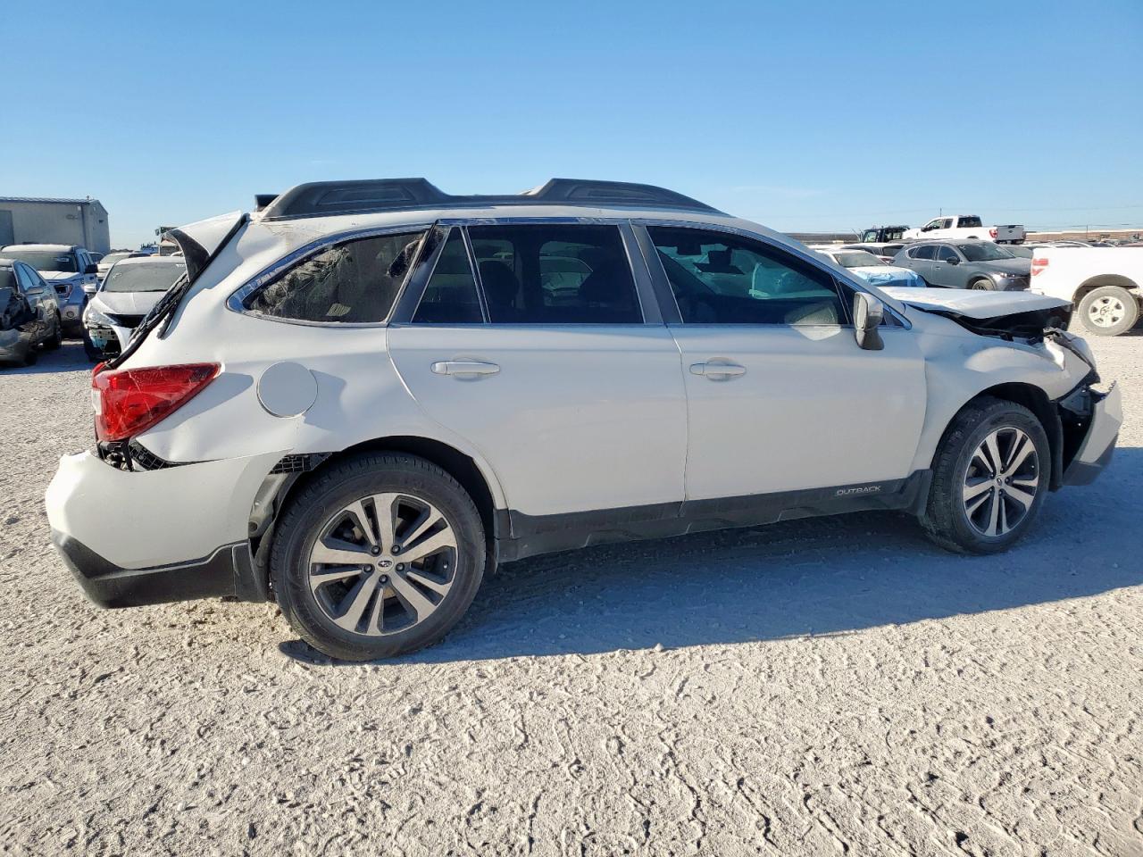 2019 Subaru Outback VIN 4S4BSENCXK3321642 Copart auction photo, front end / rear end damage thumbnail 3