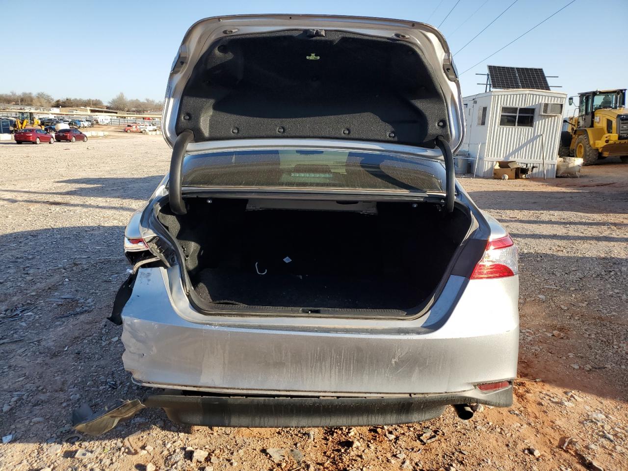 2020 Toyota Camry VIN 4T1C11AK5LU382681 Copart auction photo, rear end / minor dent/scratches damage thumbnail 6
