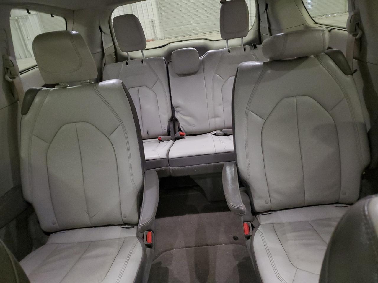 2017 Chrysler Pacifica VIN 2C4RC1BG5HR621914 Copart auction photo, front end damage thumbnail 10