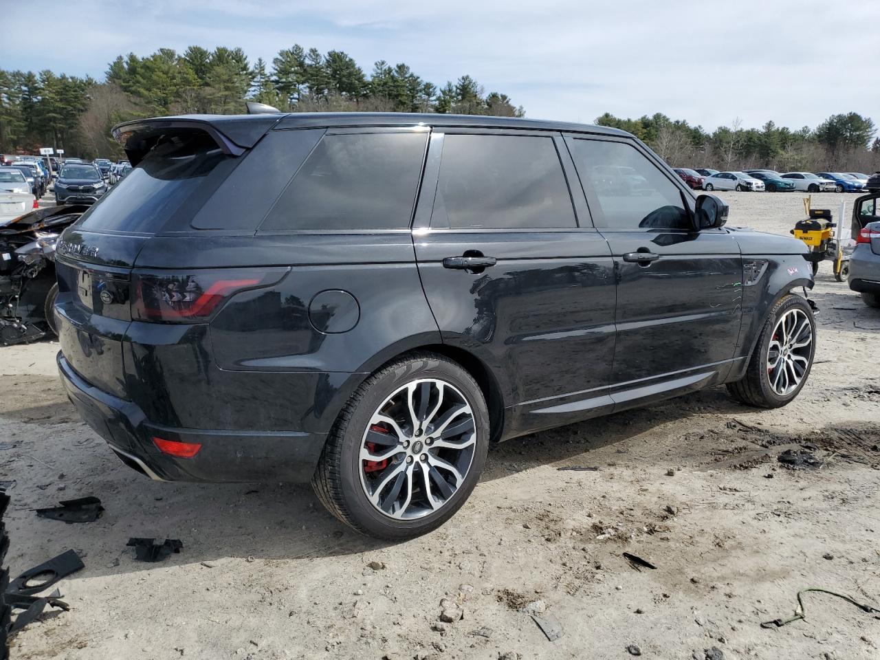 2018 Land Rover Range Rover VIN SALWV2SV7JA406930 Copart auction photo, front end / side damage thumbnail 3