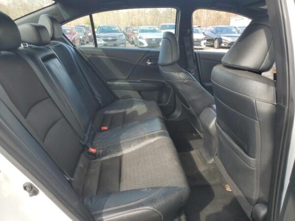 Honda Accord 2017 - 1HGCR2F64HA071963