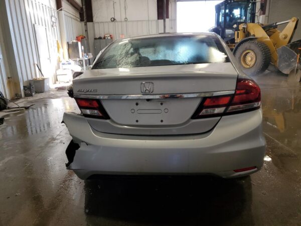HONDA CIVIC SILVER - 19XFB2F5XEE039714