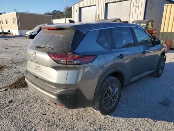 NISSAN ROGUE SILVER - 5N1BT3AA7PC947792