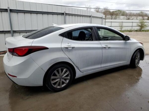 Hyundai Elantra 2015 - 5NPDH4AE5FH591160