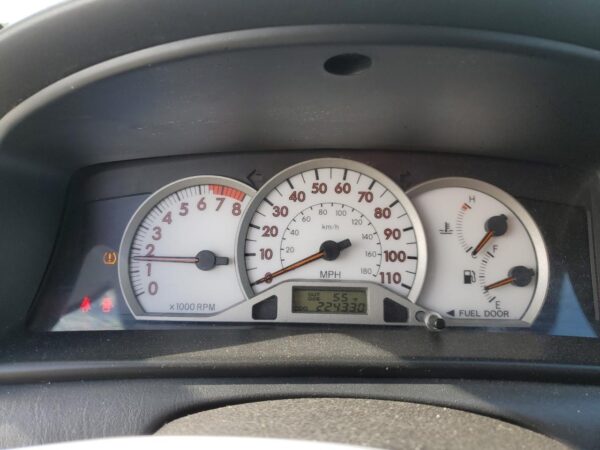 TOYOTA COROLLA WHITE - 2T1BR32E18C903106
