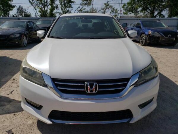 Honda Accord 2015 - 1HGCR2F5XFA134228