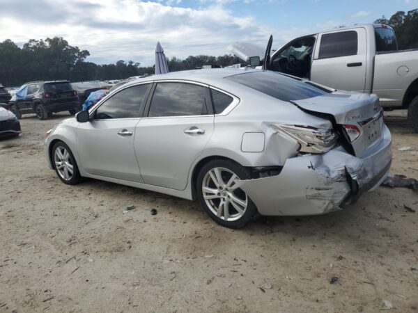 NISSAN ALTIMA SILVER - 1N4BL3AP9HC135006