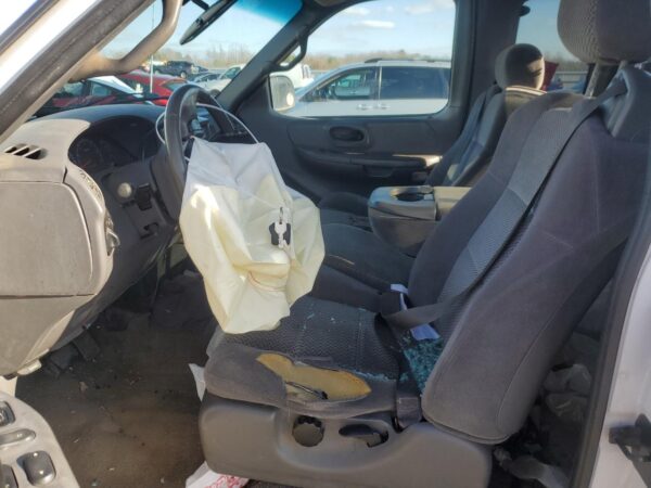 FORD F150 WHITE - 1FTRX18W22NA56755
