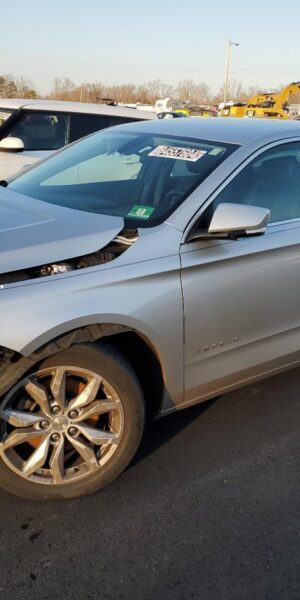 CHEVROLET IMPALA SILVER - 2G1105S39J9120145
