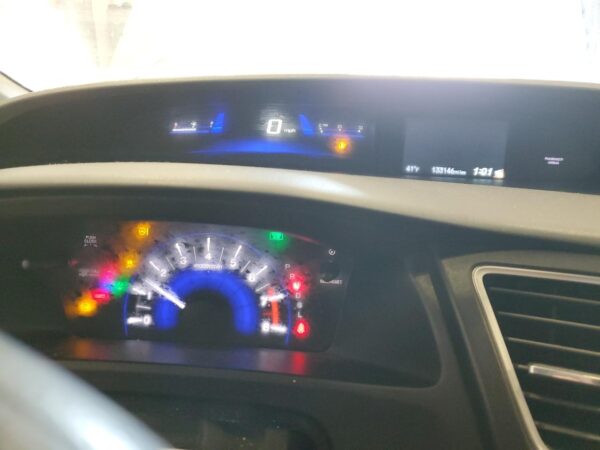 HONDA CIVIC SILVER - 19XFB2F5XEE039714