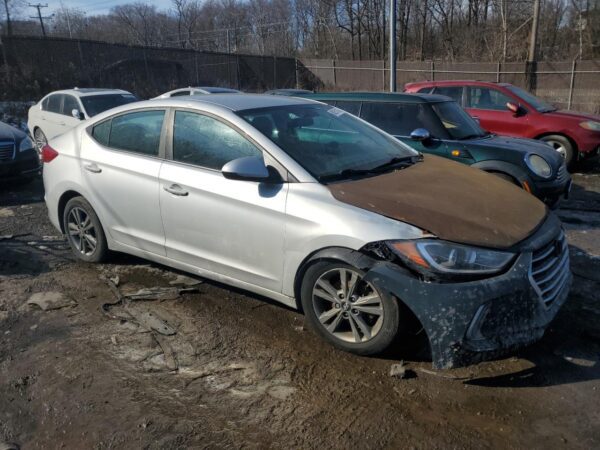 HYUNDAI ELANTRA SILVER - 5NPD84LF4HH019019
