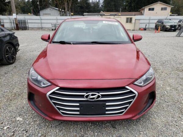 Hyundai Elantra 2017 - 5NPD74LF8HH079887