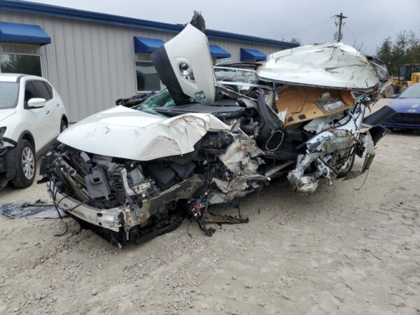 NISSAN PATHFINDER WHITE - 5N1AR2MN5EC713635
