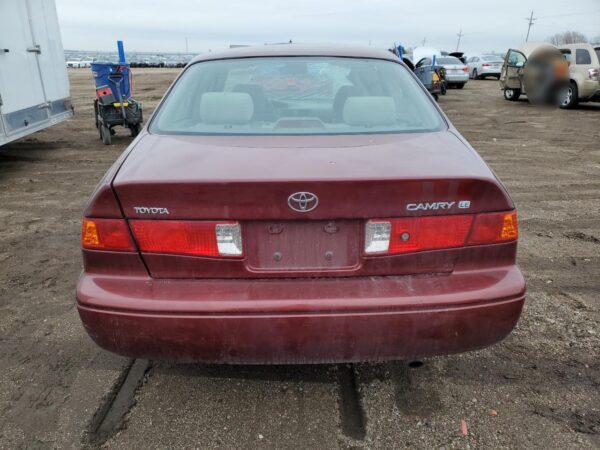 TOYOTA CAMRY BURGUNDY - 4T1BG22K9YU702963