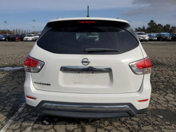 NISSAN PATHFINDER WHITE - 5N1AR2MN5FC704662