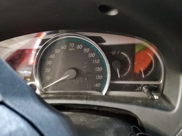 TOYOTA VENZA RED - 4T3ZK3BB2BU038636