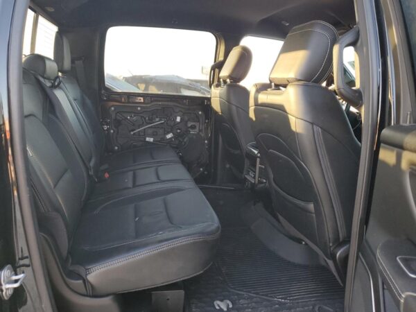 RAM 1500 BLACK - 1C6SRFLT8LN360753
