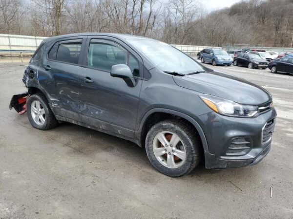 Chevrolet TRAX 2019 - 3GNCJNSB3KL185437