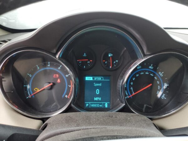CHEVROLET CRUZE WHITE - 1G1PE5SB5E7314908