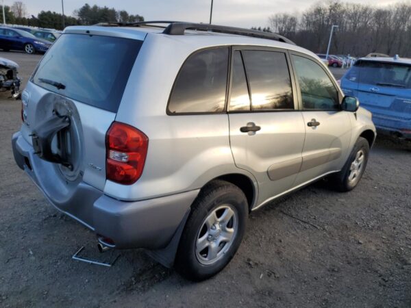 TOYOTA RAV4 SILVER - JTEHD20V856039028