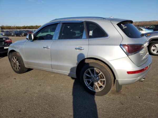 AUDI Q5 SILVER - WA1LFAFP0BA043430
