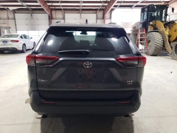 Toyota RAV4 2021 - 2T3P1RFV5MC223186