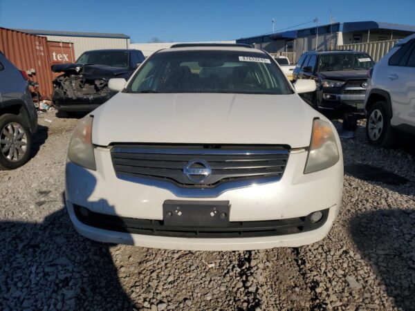 NISSAN ALTIMA WHITE - 1N4AL21E28N444471