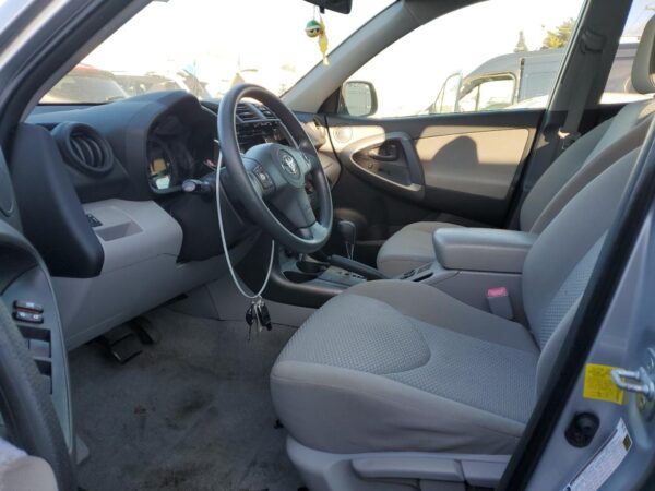 TOYOTA RAV4 SILVER - JTMBF4DV9C5050973