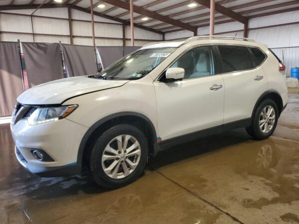 NISSAN ROGUE WHITE - 5N1AT2MV0FC760686