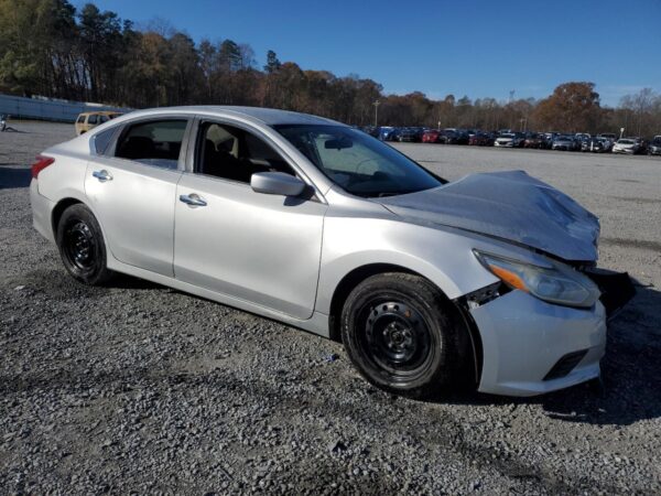 NISSAN ALTIMA SILVER - 1N4AL3AP0JC115485