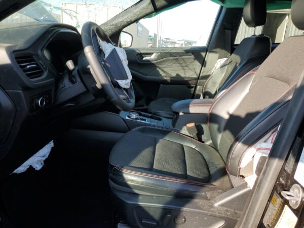 FORD ESCAPE ST BLACK - 1FMCU0MN7RUA04409