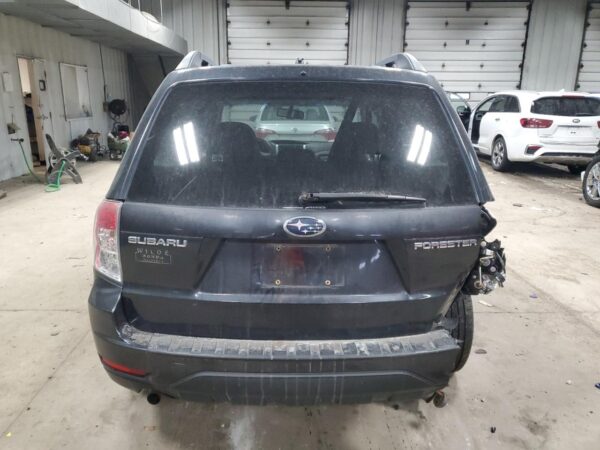 SUBARU FORESTER GRAY - JF2SH64689H750653