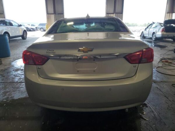 CHEVROLET IMPALA SILVER - 1G11Z5S35KU145327