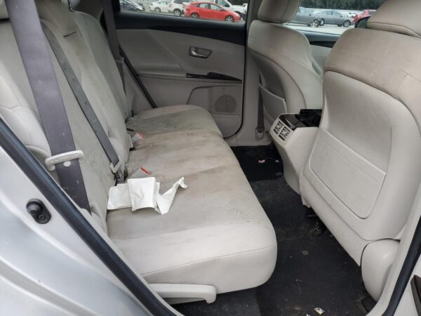 TOYOTA VENZA SILVER - 4T3ZK3BB5BU039604